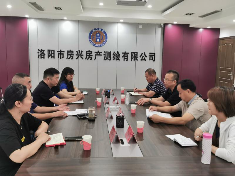 集團公司領導到熱力公司、房興公司檢查指導工作